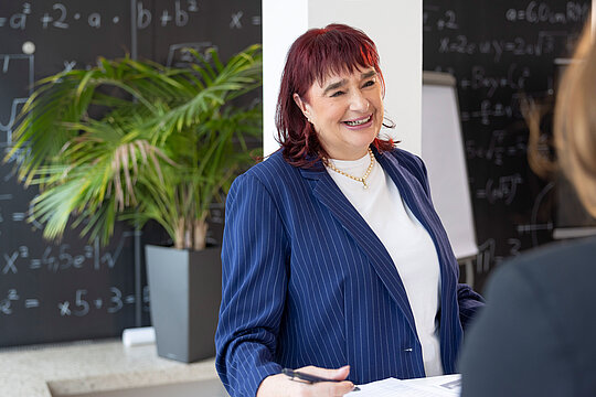 Ihre Ansprechpartnerin